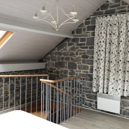 L'eau Et La Pierre 別荘